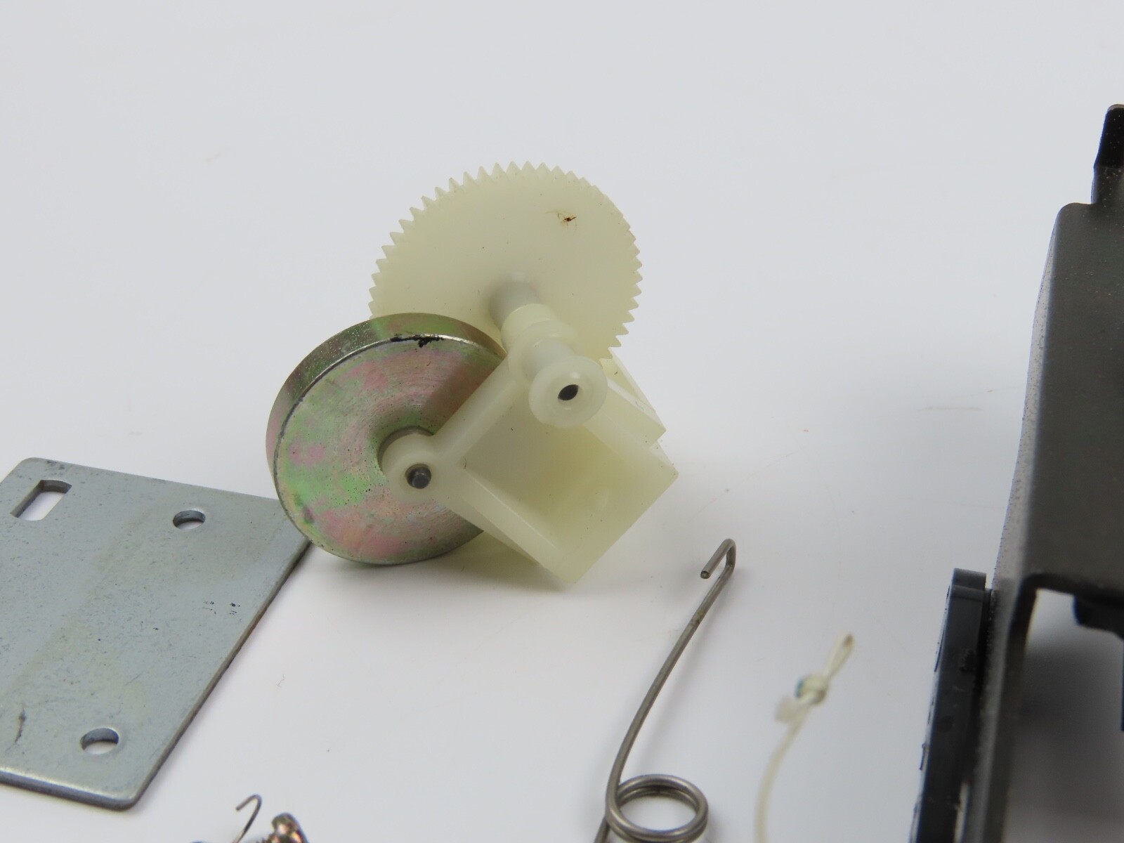 *Teac CX-270* Opener Door Mechanism Tape Deck Part /A602 - Image 5