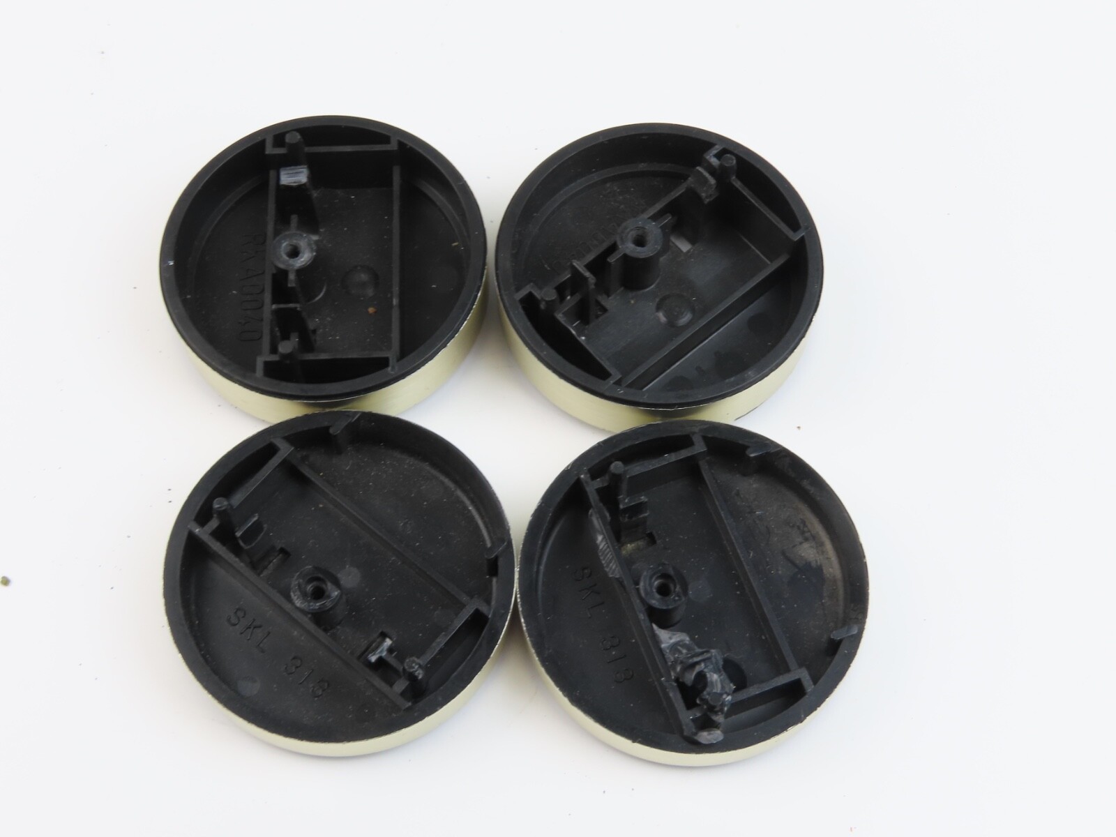 Technics SL-P555 - Set of 4 Legs Feet /B586 - Image 5