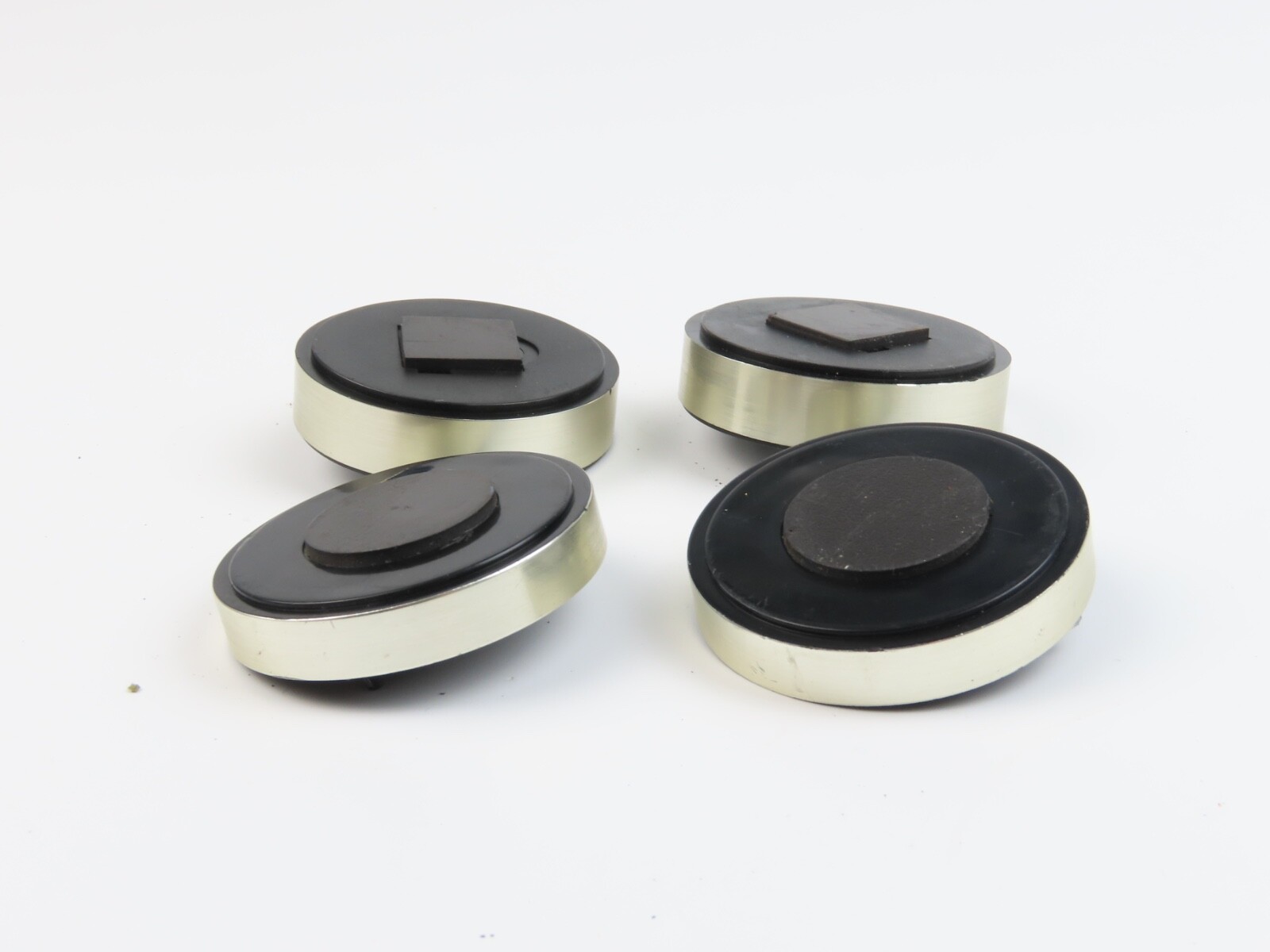 Technics SL-P555 - Set of 4 Legs Feet /B586