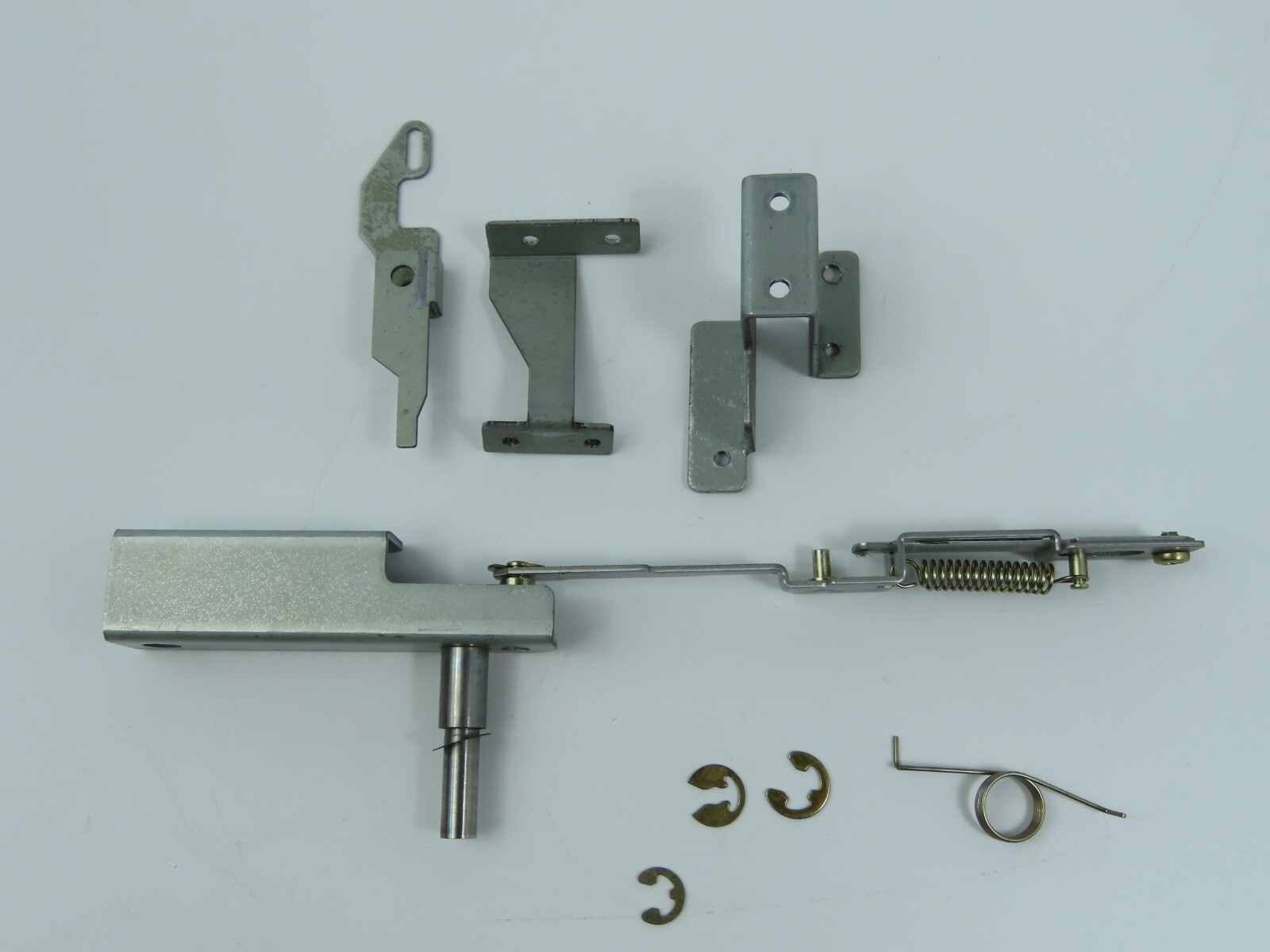 AKAI GX-77 Pinch Roller Lever RH Right Side Reel to Reel Part /K81