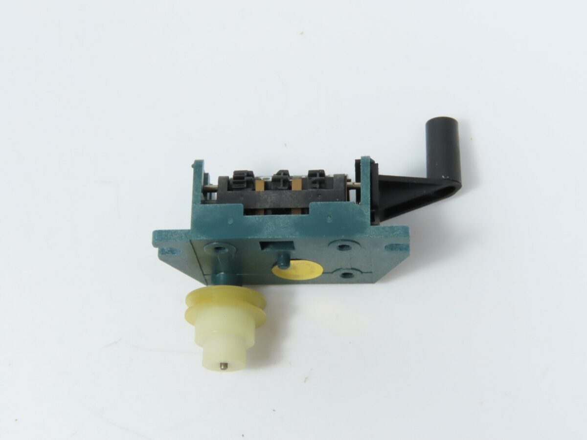 > NAD 6325 < Analogue Counter HiFi Audio Parts /ND04 - Image 4