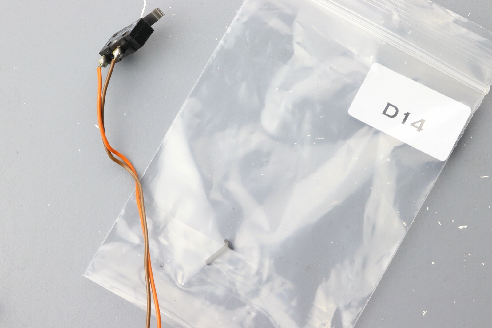 > PIONEER CT-737 Mk2 < Microswitch Tape Deck Parts no. RSF-031 /D14 - Image 5