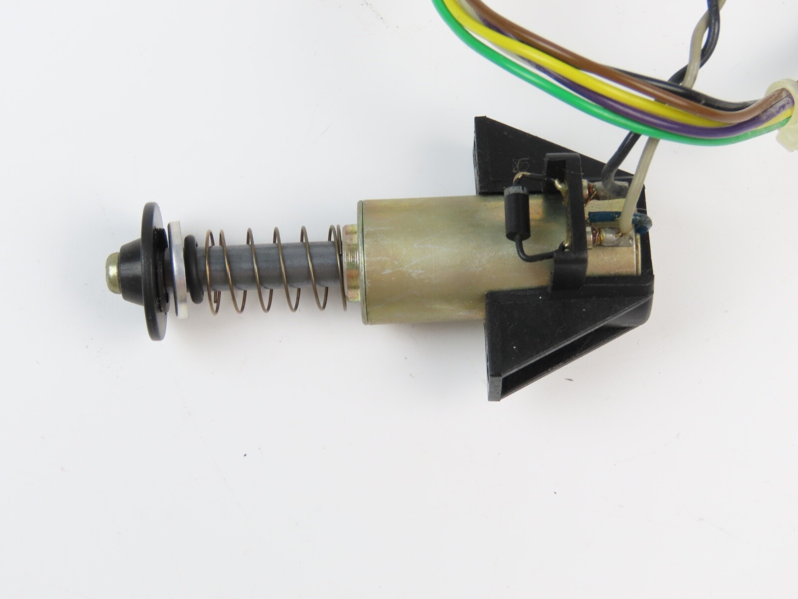 Studer A710 - Locking Solenoid /SD191 - Image 3