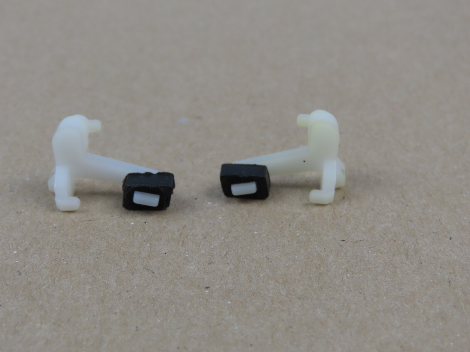 *Tascam 122 MKIII* Brake Arms Left & Right Tape Deck Parts /B681 - Image 3