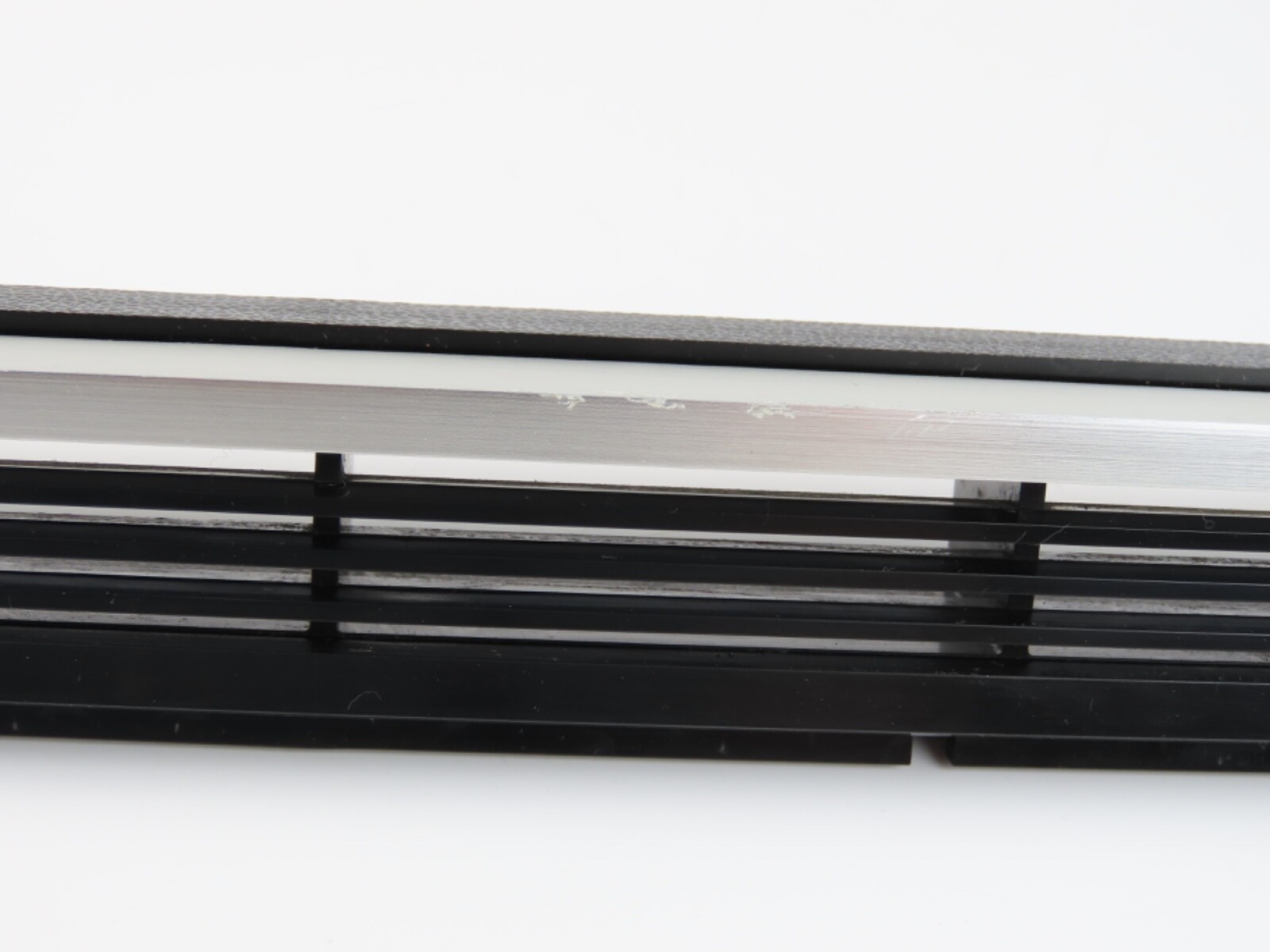 *Teac A-3440* Grill Top Trim Reel to Reel Part /T612 - Image 4