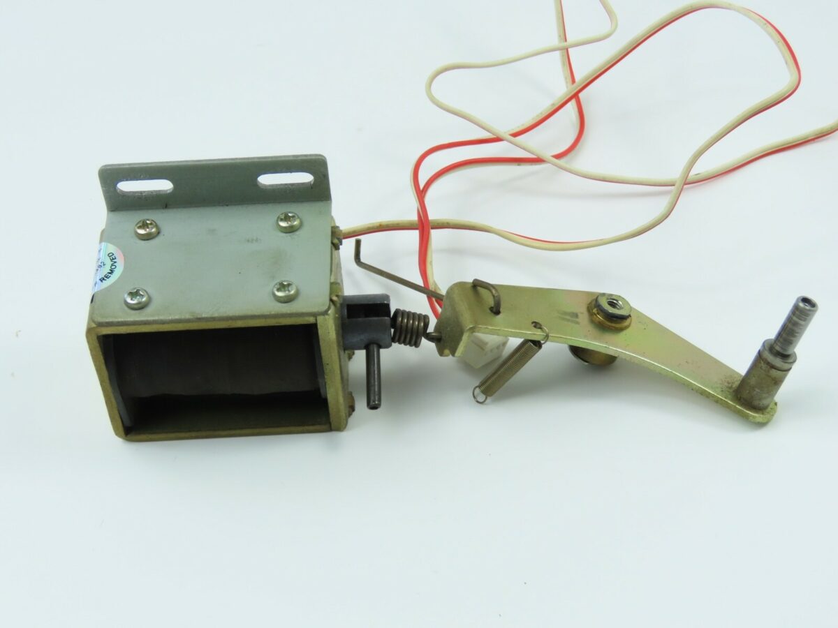*FOSTEX A-8* Pinch Roller Solenoid with Lever Reel to Reel Parts /Fx278/381 - Image 3
