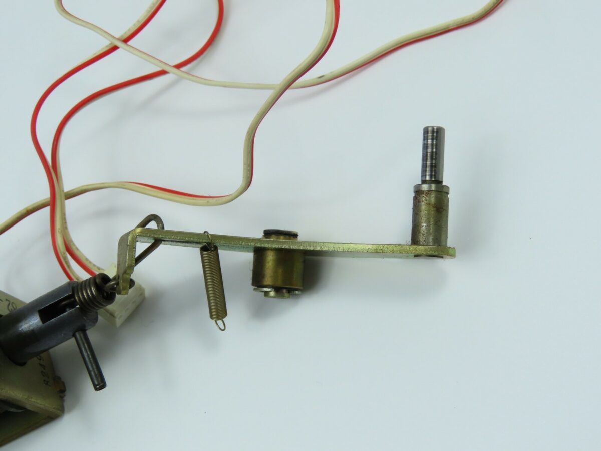 *FOSTEX A-8* Pinch Roller Solenoid with Lever Reel to Reel Parts /Fx278/381 - Image 5