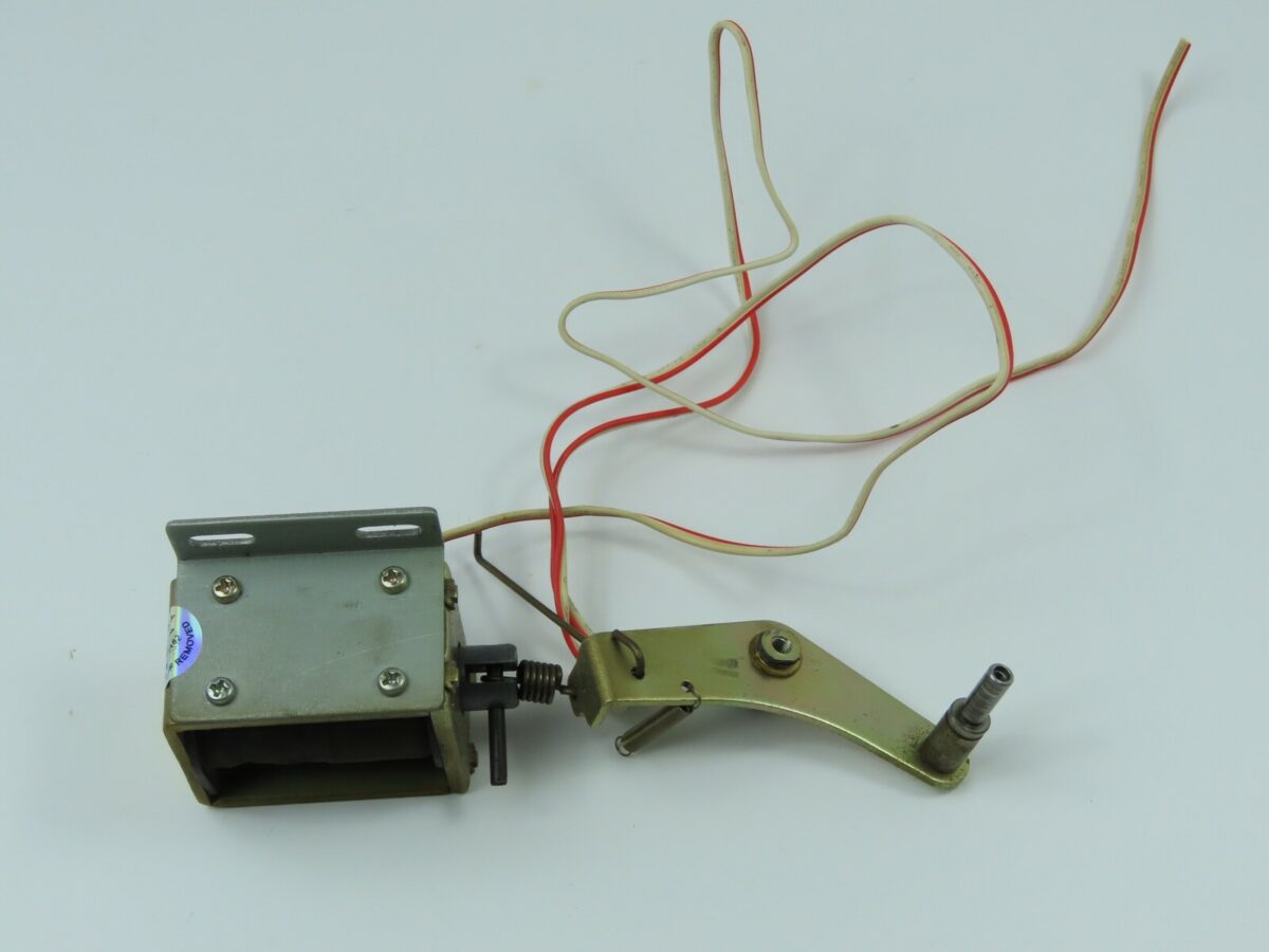 *FOSTEX A-8* Pinch Roller Solenoid with Lever Reel to Reel Parts /Fx278/381