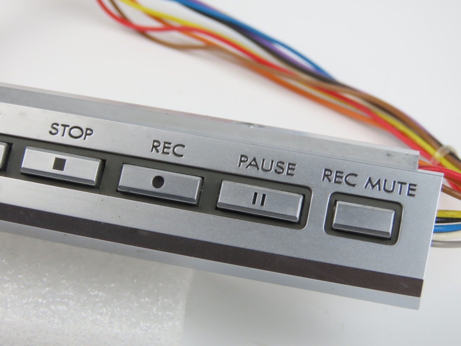 *JVC KD-A33* Keyboard Control Panel Tape Deck Part /B617 - Image 3