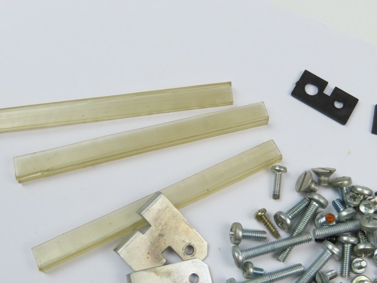 *Philips N4522* A lot of Screws and Others Reel to Reel Part /P148 - Image 6