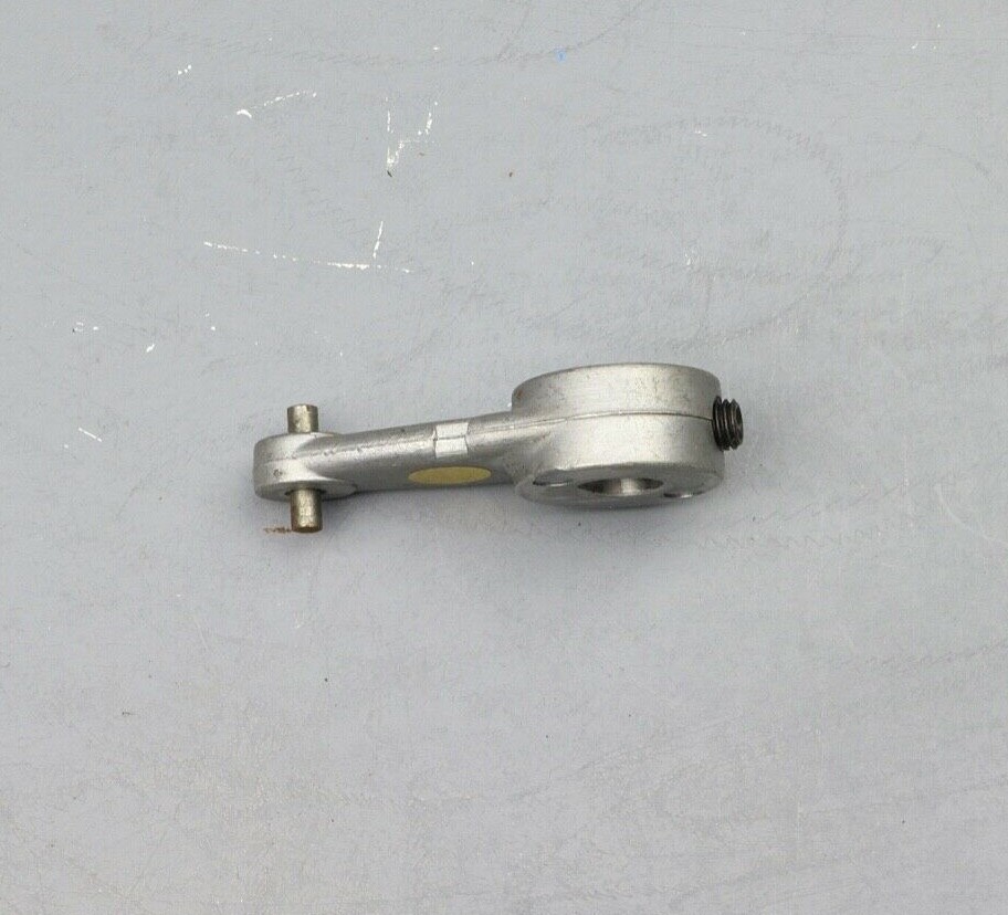 > REVOX A77 < Lever of Pinch Roller Shaft Reel to Reel Part 1.077.325 /R29 - Image 4