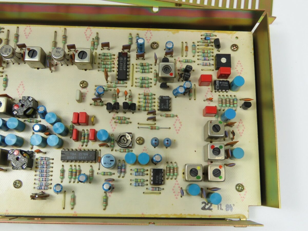 > REVOX B285 < FM Tuner / IF PCB Parts 1.778.270 Receiver Parts /SD54 - Image 4