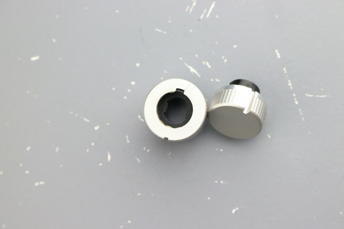 > SANYO D80 < Mic/DIN Level Button Knob Tape Deck Parts /D01 - Image 6