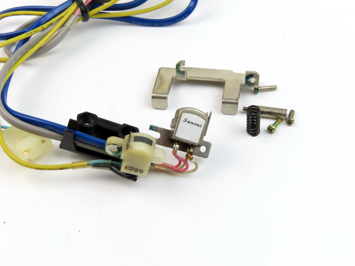 *Sansui SC-1100G* Heads Play/Rec. and Erase Tape Deck Part /D337 - Image 3