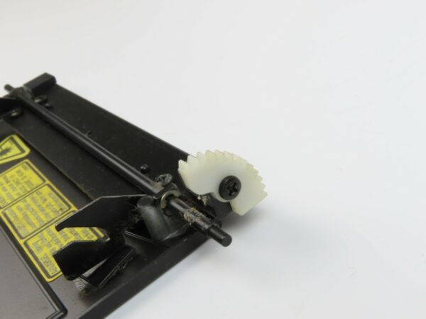 *Technics SL-P1200* Door Flap with Rail Gear CD Parts /B558 - Image 6