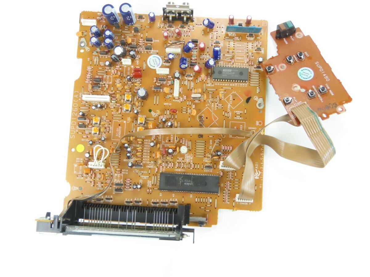 *Technics SL-P220* Motherboard with Display CD Player Part /D230